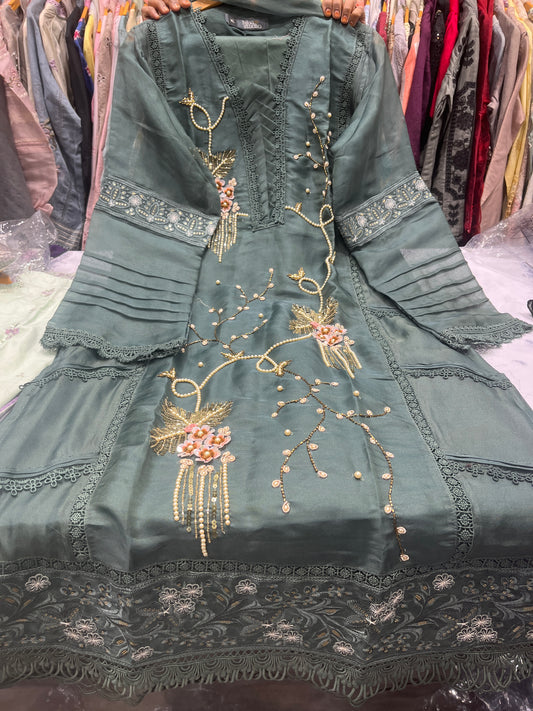 Emerald Bloom Embroidered Kurta